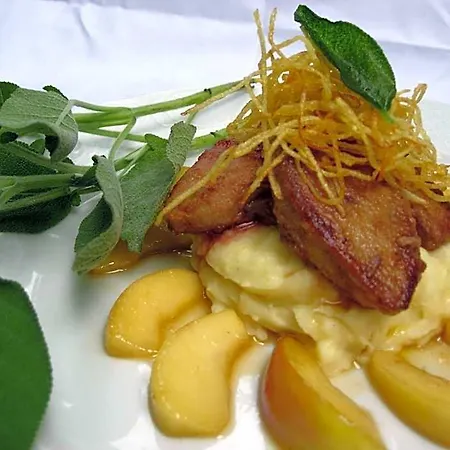 Reck's Hotel-restaurant 3*